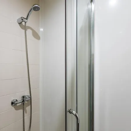 Guestready - Musichall *